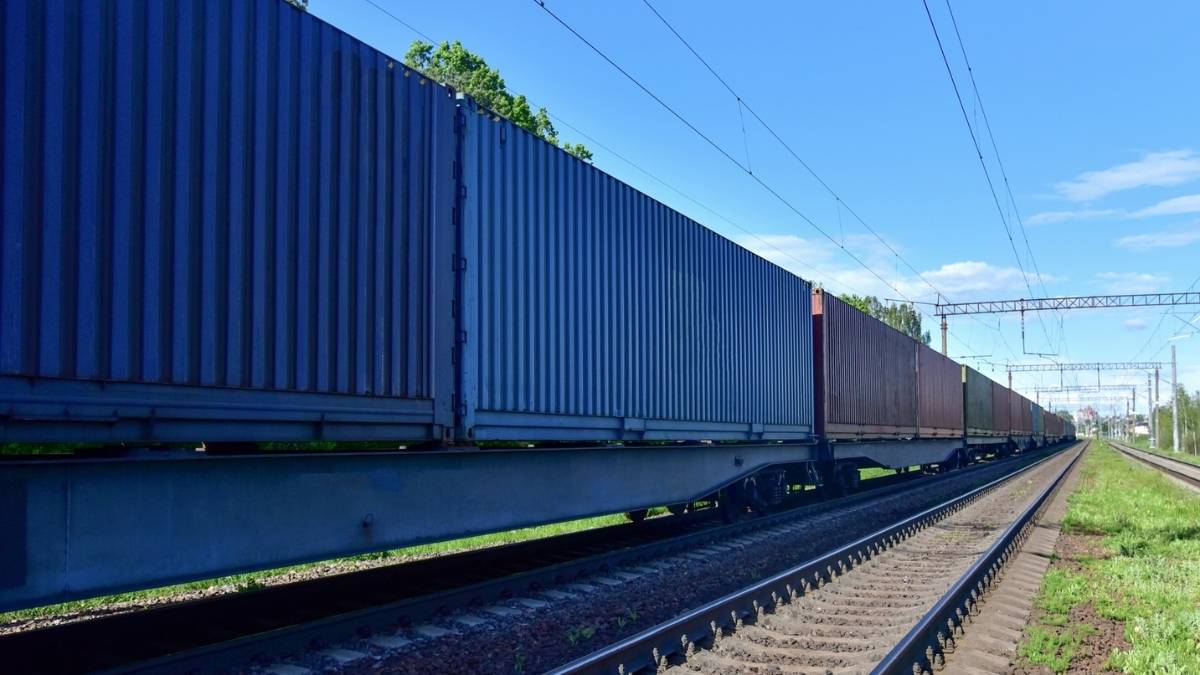 C.H. Robinson | Beyond the Intermodal Moment: 5 Trends Shippers Should Watch This Holiday Season