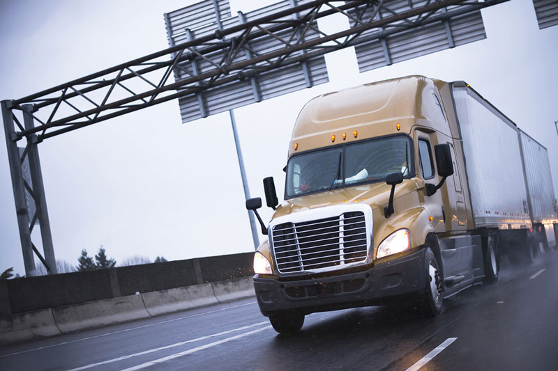 5 Strategies to Increase LTL Freight Efficiencies and On-Time Performance