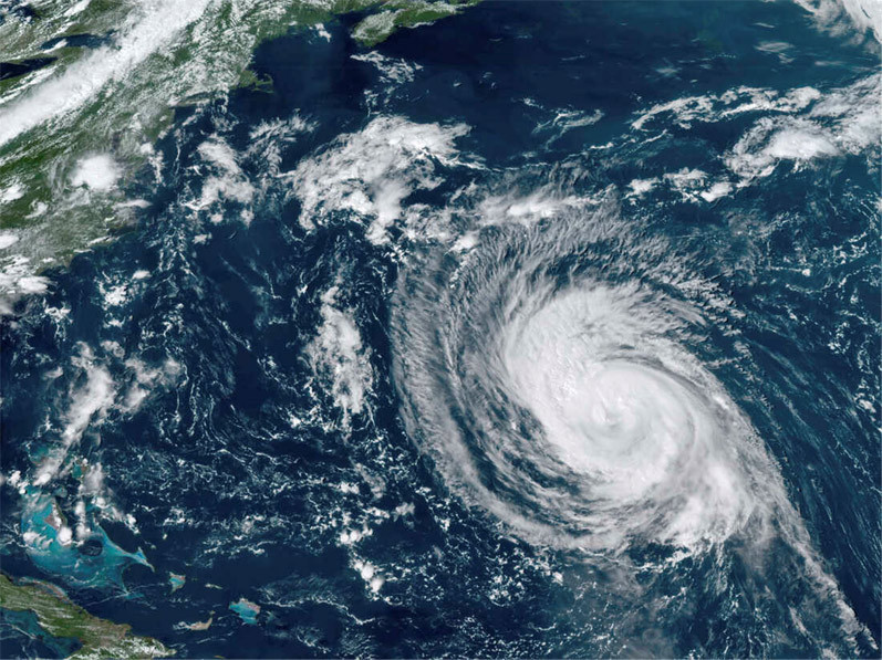 vista satelital del sistema de huracanes