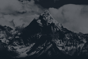 greyscale image of mountain
