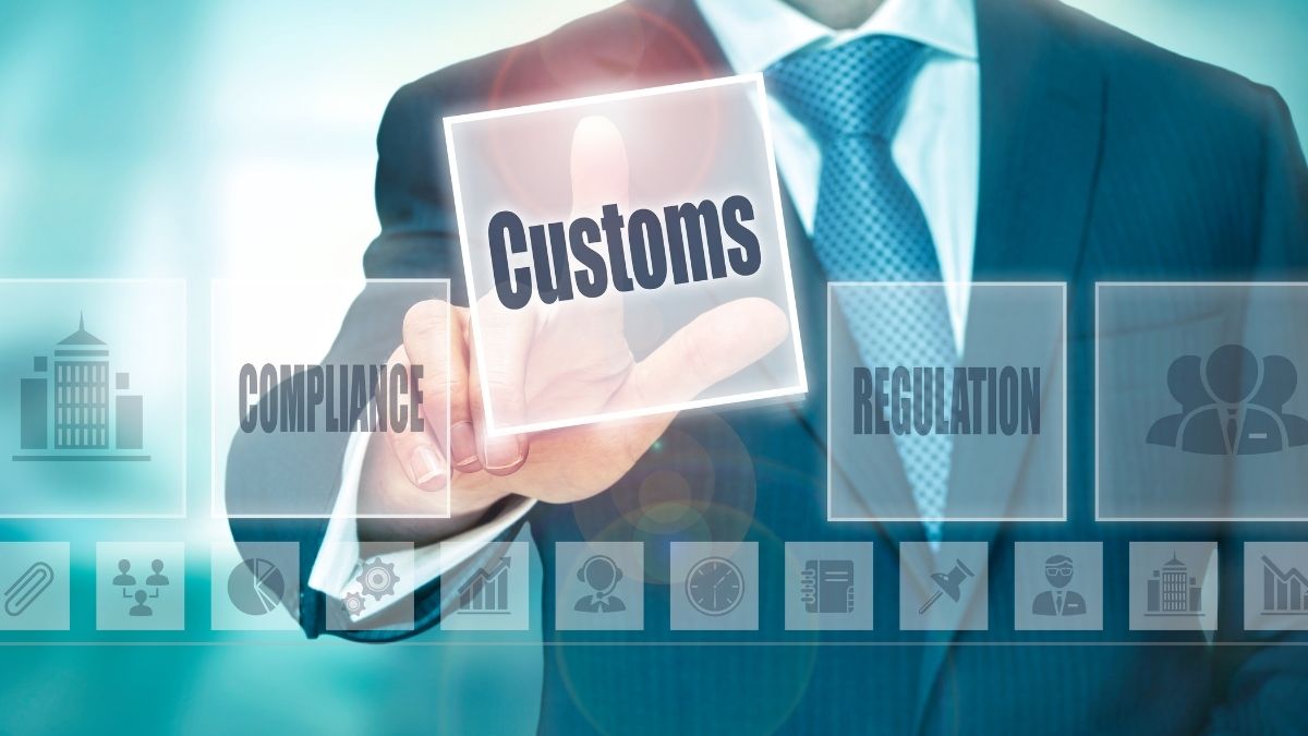 Understanding Customs Control Five Ways Importers Simplify Customs Management | C.H. Robinson